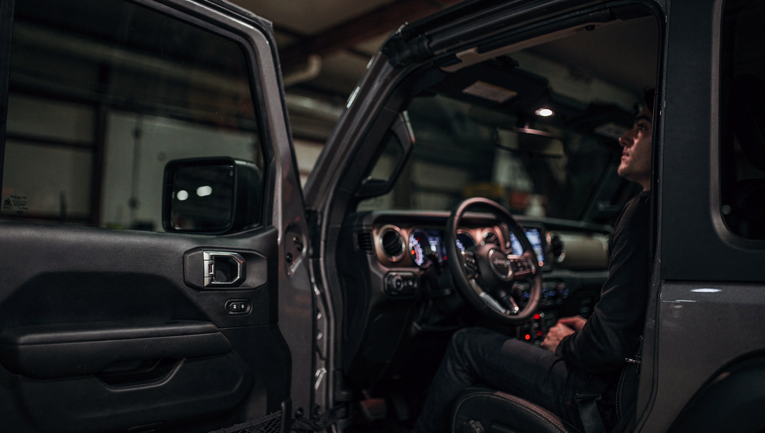 Why Aren't My Jeep Wrangler Interior Lights Coming On When I Open the Door?